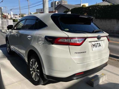 TOYOTA HARRIER