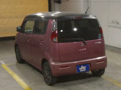 SUZUKI MRWAGON