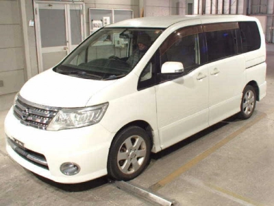 NISSAN SERENA