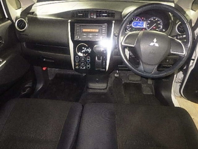 MITSUBISHI EK CUSTOM