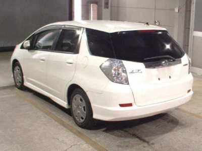 HONDA FIT SHUTTLE