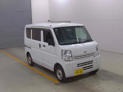NISSAN NV100 CLIPPER