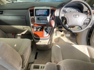 TOYOTA ALPHARD V