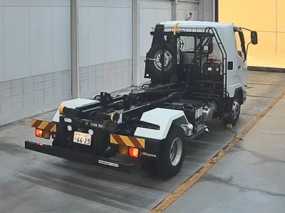 MITSUBISHI FUSO FIGHTER