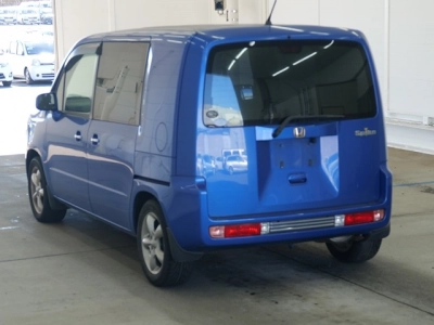HONDA MOBILIO SPIKE