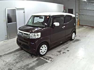 HONDA N-BOX SLASH