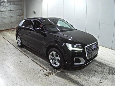 AUDI Q2