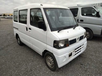 NISSAN CLIPPER VAN