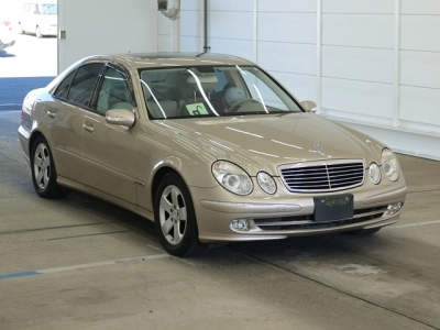 MERCEDES BENZ E CLASS