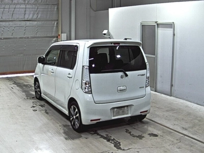 SUZUKI WAGON R STINGRAY