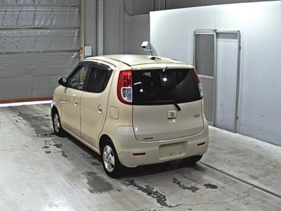 SUZUKI MRWAGON