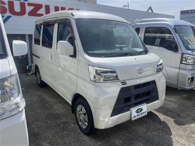 TOYOTA PIXIS VAN