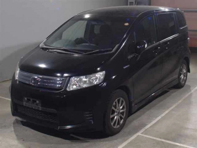 HONDA FREED SPIKE