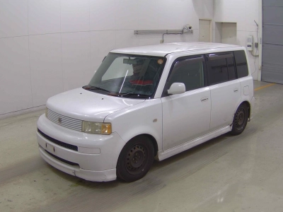 TOYOTA BB