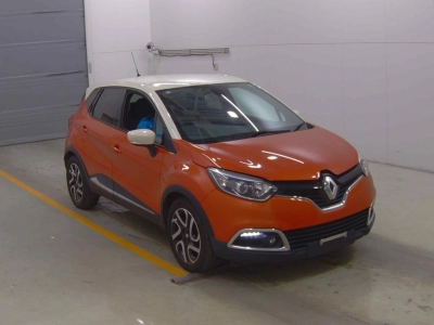 RENAULT CAPTUR