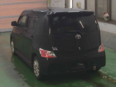 TOYOTA BB