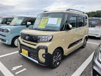 DAIHATSU TANTO FUN CROSS