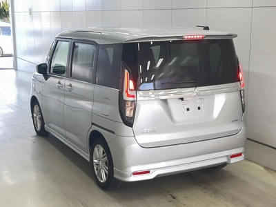 MITSUBISHI DELICA D:2