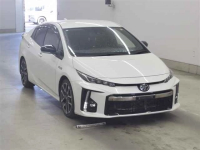 TOYOTA PRIUS PHV