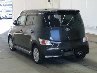 TOYOTA BB