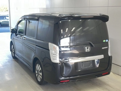 HONDA STEPWGN SPADA