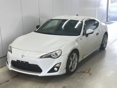 TOYOTA 86