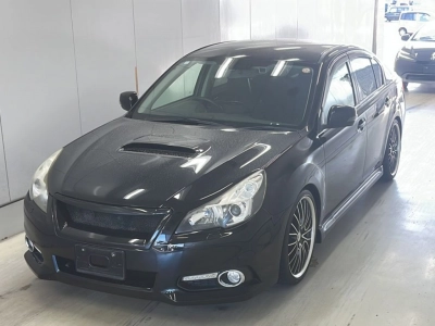 SUBARU LEGACY B4