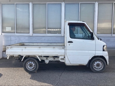 MITSUBISHI MINICAB TRUCK