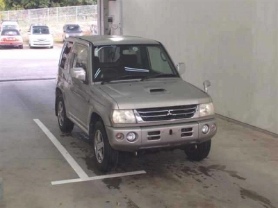 MITSUBISHI PAJERO MINI