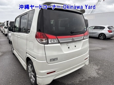 MITSUBISHI DELICA D:2