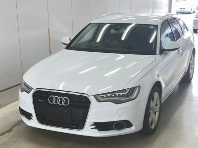 AUDI A6 AVANTE