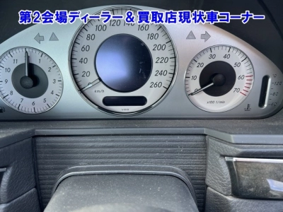 MERCEDES BENZ E CLASS