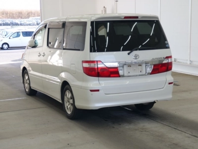 TOYOTA ALPHARD V