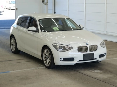 BMW 1 SERIES