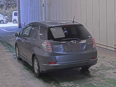HONDA FIT SHUTTLE HYBRID