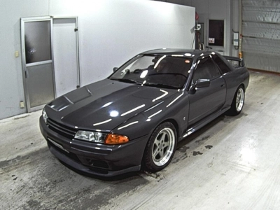 NISSAN SKYLINE