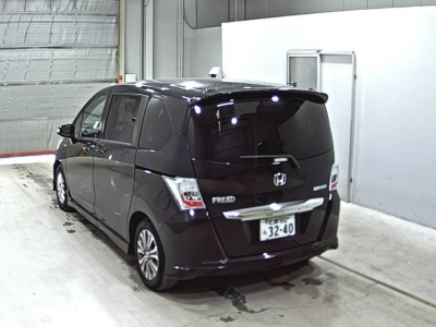 HONDA FREED HYBRID
