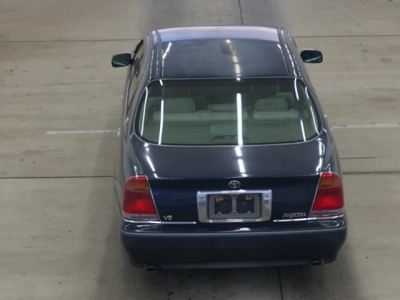 TOYOTA CROWN MAJESTA