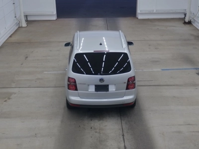 VOLKSWAGEN GOLF TOURAN