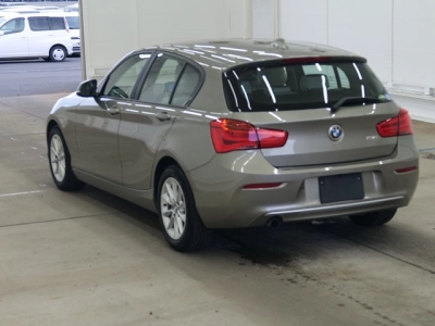 BMW 1 SERIES
