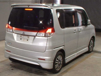 MITSUBISHI DELICA D:2