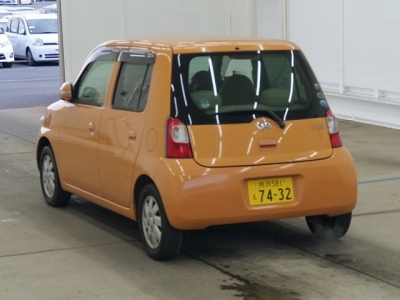 DAIHATSU ESSE
