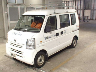 NISSAN NV100 CLIPPER