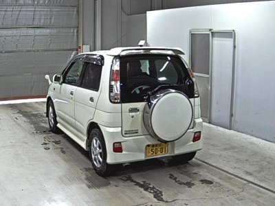 DAIHATSU TERIOS KID