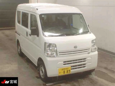 NISSAN NV100 CLIPPER