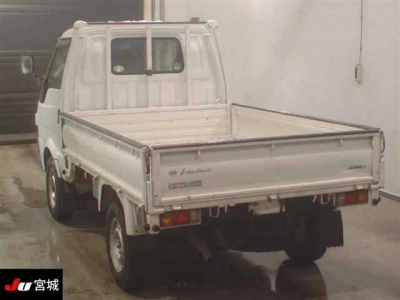NISSAN VANETTE TRUCK
