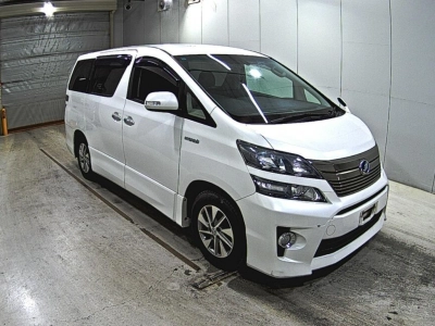 TOYOTA VELLFIRE HYBRID