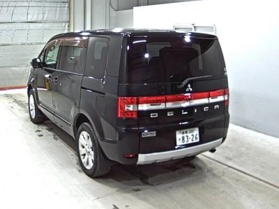 MITSUBISHI DELICA D:5