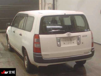 TOYOTA SUCCEED VAN