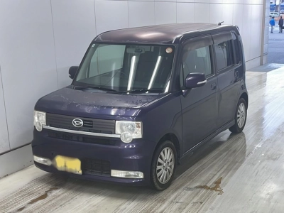 DAIHATSU MOVE CONTE